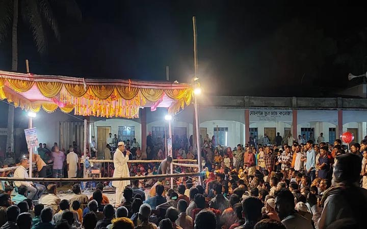 বরিশালে বৈশাখী মেলায় ঐতিহ্যবাহী ‘গাজী কালুর গীত’