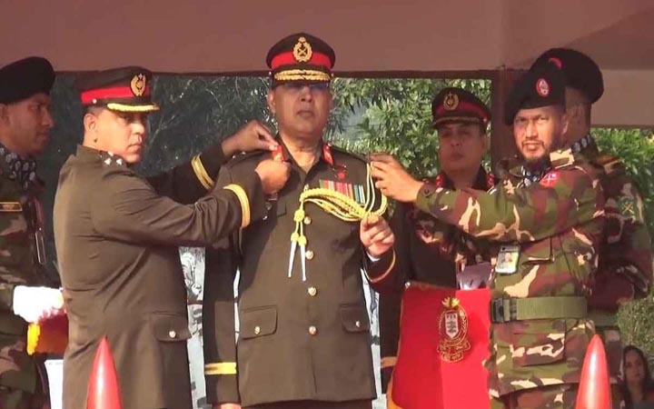 আর্মি অর্ডন্যান্স কোরের ‘কর্নেল কমান্ড্যান্ট’ অভিষেক অনুষ্ঠিত