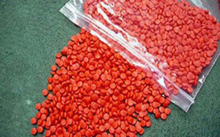 পাবনায় ইয়াবা বহনের পর মৃত্যু,  লাশ কেটে ইয়াবা উদ্ধার