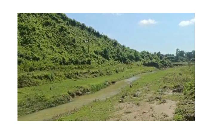 নাইক্ষ্যংছড়ির ২৪০ পরিবারকে সরিয়ে নেয়ার নির্দেশ