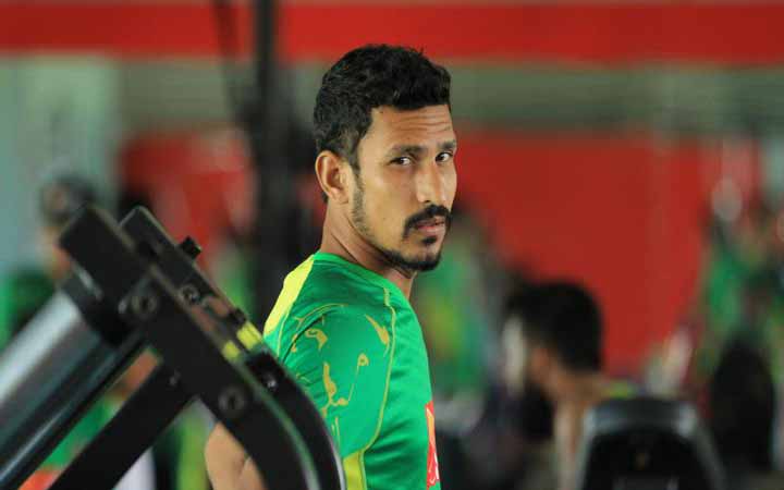 নাসিরের ওপর নিষেধাজ্ঞা
