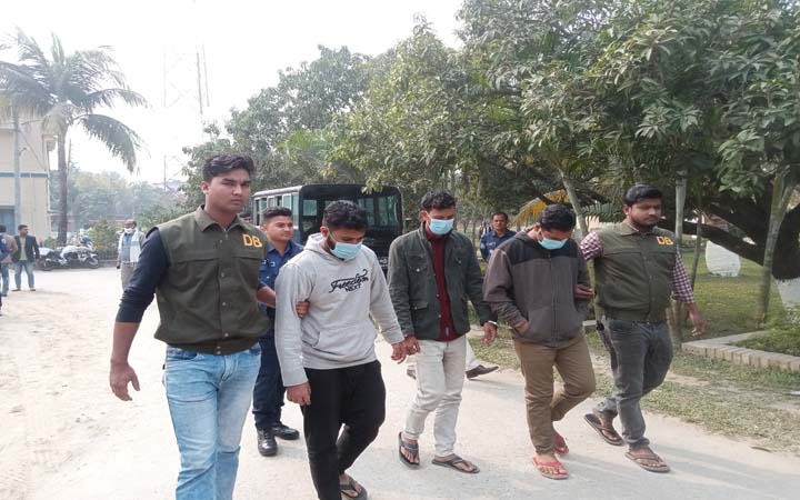 ভারতীয় সিরিয়াল দেখে বিশ্ববিদ্যালয় শিক্ষার্থীদের ‘অভিনব ছিনতাই চক্র’, গ্রেফতার ৩
