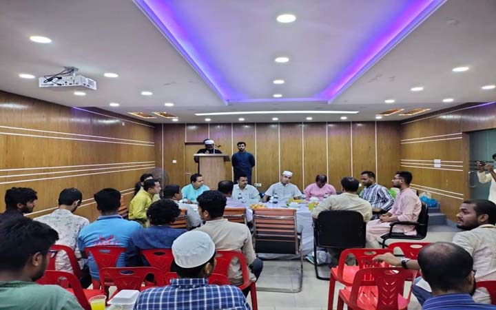 কুবিতে চট্টগ্রাম স্টুডেন্ট'স ওয়েলফেয়ার এসোসিয়েশনের ইফতার মাহফিল অনুষ্ঠিত