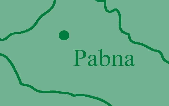 পাবনায় পুকুরে মিলল শিশুর মৃতদেহ