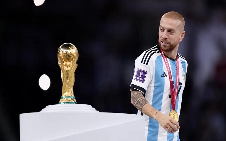 দুই বছরের নিষেধাজ্ঞা কাটিয়ে মাঠে ফিরলেন আর্জেন্টিনার বিশ্বকাপজয়ী