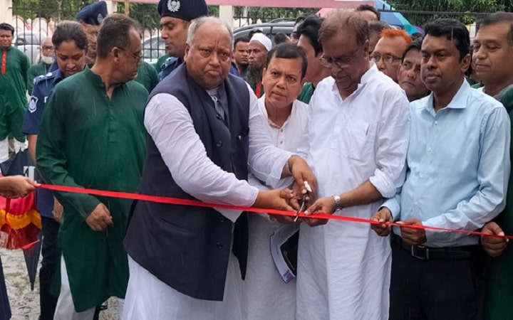 টুঙ্গিপাড়ায় দুই দিনব্যাপী সাহিত্য মেলা উদ্বোধন