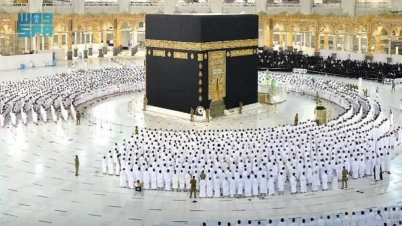 করোনা : মক্কা-মদিনায় আবার বিধিনিষেধ আরোপ