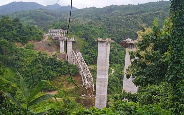 মিজোরামে রেলসেতু ভেঙে ১৭ শ্রমিক নিহত