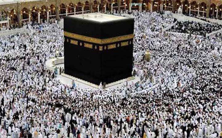 হজ নিয়ে কঠিন সিদ্ধান্তের মুখোমুখি সৌদি আরব