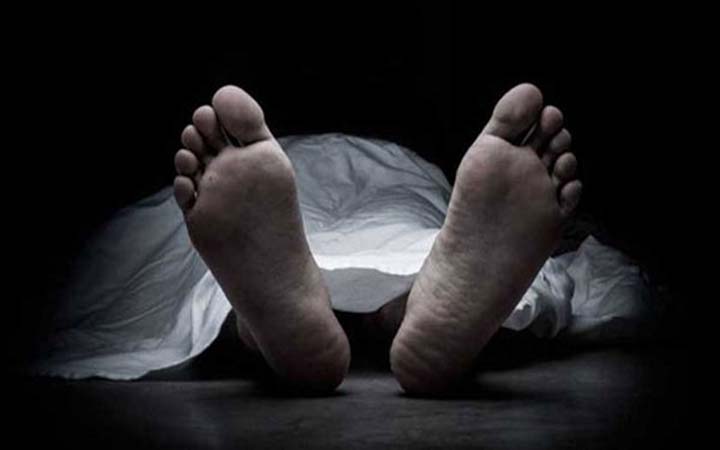 সাতক্ষীরায় গাছ থেকে যুবকের ঝুলন্ত মরদেহ উদ্ধার