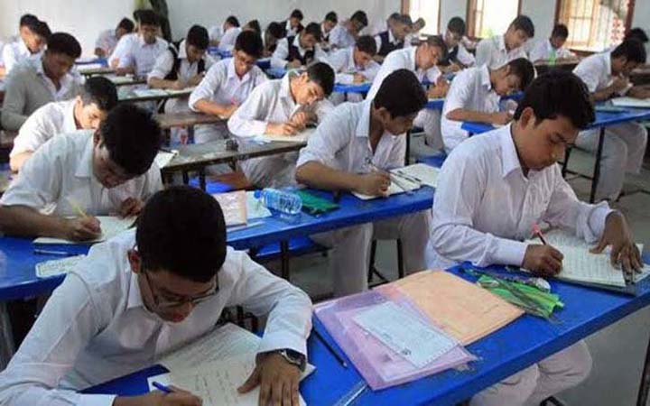 ৬ বোর্ডের রোববার ও সোমবারের এসএসসি পরীক্ষা স্থগিত