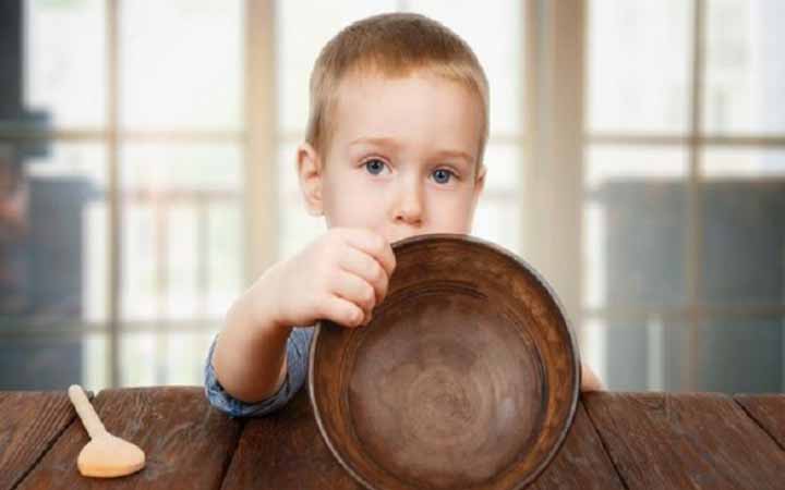 ইতিহাসে প্রথম ব্রিটিশ শিশুদের খাদ্য দেবে ইউনিসেফ