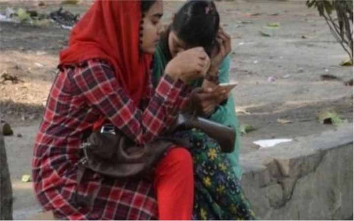 টিউশনিতে করোনাভাইরাসের থাবায় বিপর্যস্ত অসংখ্য তরুণ-তরুণী