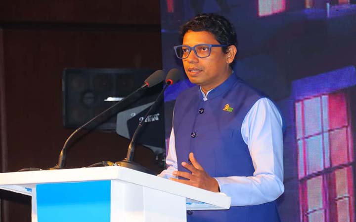 প্রতিবন্ধীরা অন্যদের চেয়ে বেশি দায়িত্বশীলতার সাথে সেবা প্রদান করছে : পলক