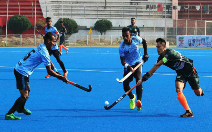 বিজয় দিবস হকিতে মিমোদের চমক