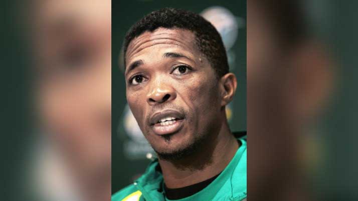 একঘরে ছিলাম দলে: এনটিনি