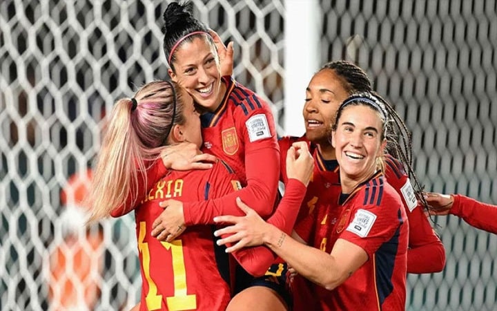 বিশ্বকাপের দ্বিতীয় রাউন্ডে স্পেন-জাপান