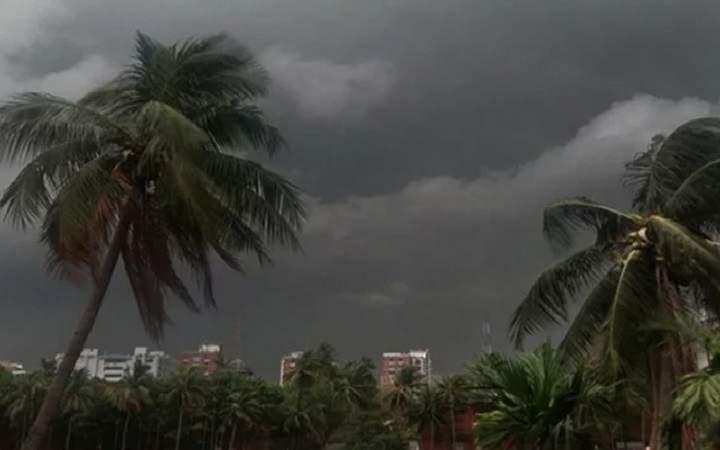 যেসব জেলায় ৬০ কিমি বেগে ঝড়ের আভাস