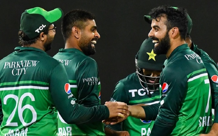 আফগানদের হোয়াইটওয়াশ করে র‍্যাঙ্কিংয়ের শীর্ষে পাকিস্তান