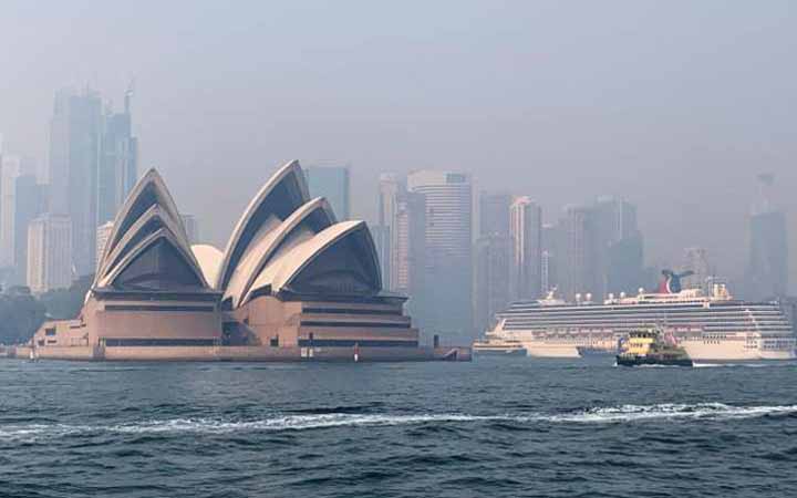 অস্ট্রেলিয়ায় দাবানল: ভয়াবহ বায়ুদূষণের কবলে সিডনি