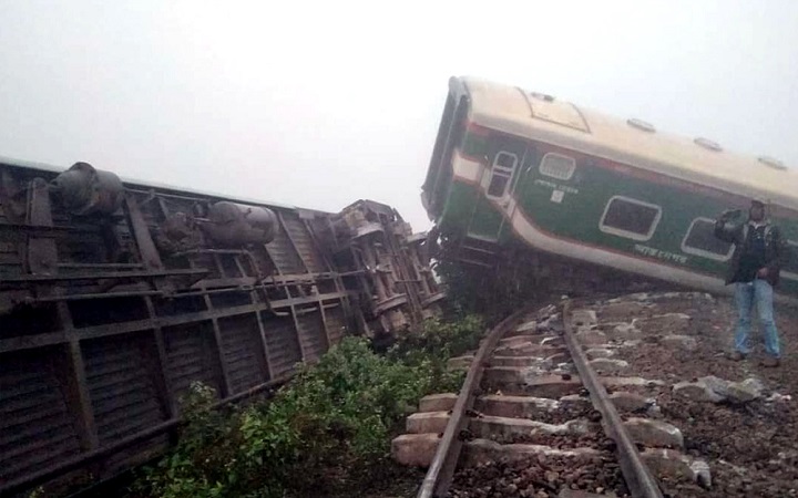 শ্রীপুরে ট্রেনে নাশকতার ঘটনায় ২ জন গ্রেফতার