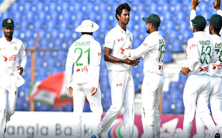 টাইগারদের ৫১১ রানের লক্ষ্য দিলো শ্রীলঙ্কা