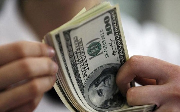 সাত টাকা বেড়ে ডলারের দাম উঠল ১১৭