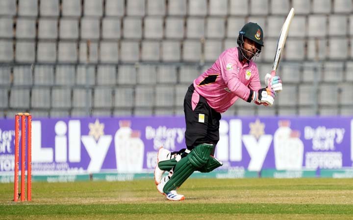 ঢাকাকে ১০ উইকেটে হারালো তামিমের চট্টগ্রাম
