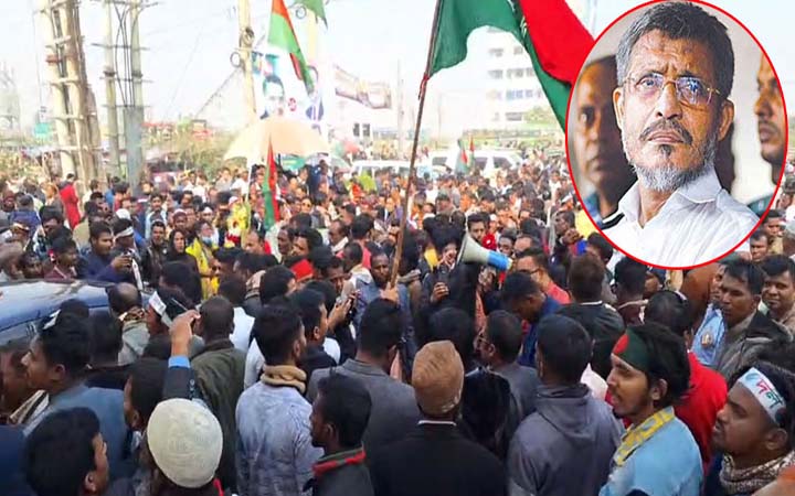 বাবরের মুক্তির অপেক্ষায় কারাগারের সামনে নেতাকর্মীদের ভিড়