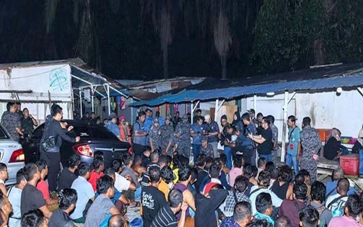 মালয়েশিয়ায় ৭৬ বাংলাদেশি আটক