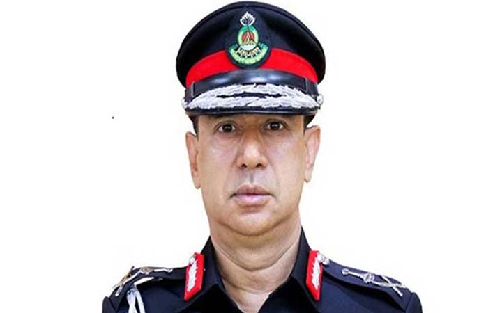 র‍্যাবের সাবেক ডিজি হারুনের বিরুদ্ধে গ্রেপ্তারি পরোয়ানা