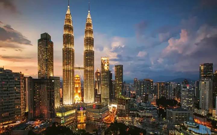 নারী কর্মীদের মালয়েশিয়ায় না যেতে অনুরোধ হাইকমিশনের