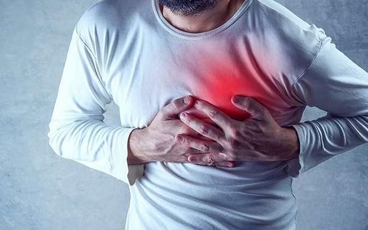 শীতকালে যেভাবে হার্ট অ্যাটাক প্রতিরোধ করবেন