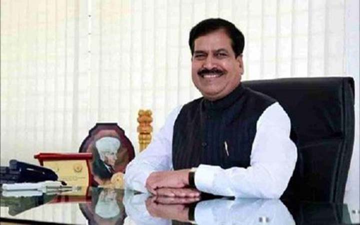 করোনায় ভারতের রেল প্রতিমন্ত্রী মৃত্যু