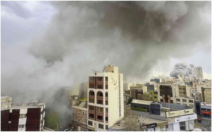 ইরানে মার্কিন-ইসরায়েলি হামলায় নিহতের সংখ্যা বেড়ে ৭৮৭