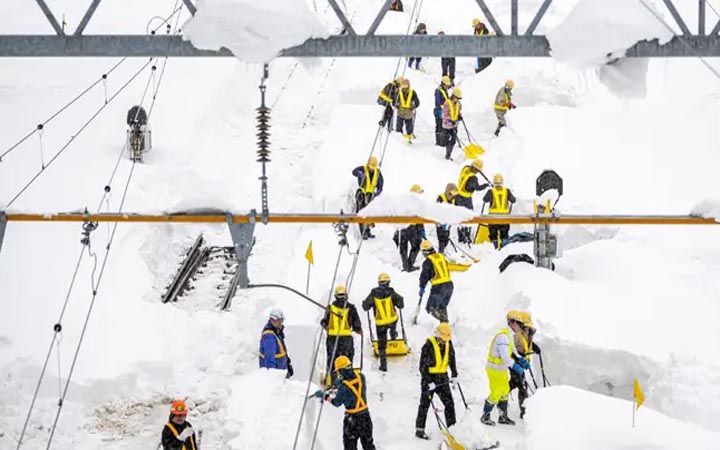 জাপানে ভারী তুষারপাতে মৃতের সংখ্যা ৩০