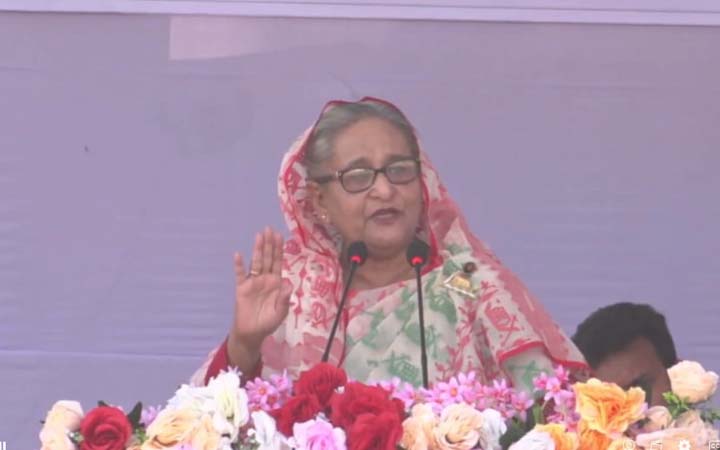 নৌকা মানুষের জীবনমান উন্নত করেছে : প্রধানমন্ত্রী