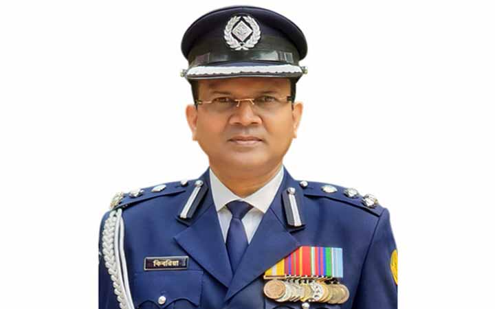 সিলেটের পুলিশ কমিশনারসহ  ঊর্ধ্বতন ১৯ কর্মকর্তাকে বদলি