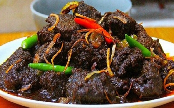 রেসিপি: গরুর মাংসের কালা ভুনা