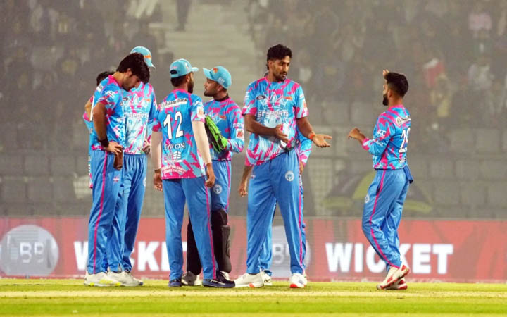 চট্টগ্রামের বিদেশি বোলারদের প্রশংসায় ইংলিশ ব্যাটার