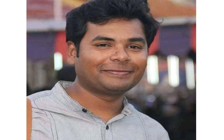 পরীক্ষায় শিক্ষার্থীদের ০.৩৩ দিলেন কুবি শিক্ষক