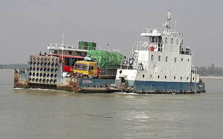 শিমুলিয়া-বাংলাবাজার নৌরুটে ফেরি চলাচল স্বাভাবিক