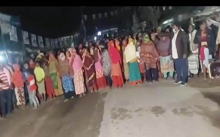 দু’দিনের মাথায় নির্বাচনী সহিংসতায় আরো একজন নিহতের প্রতিবাদে সড়ক অবরোধ-বিক্ষোভ