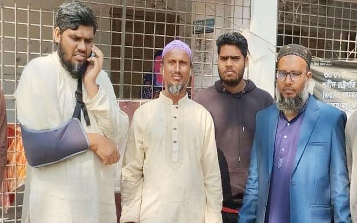 কুষ্টিয়ায় ভোটের প্রচারণাকে ঘিরে জামায়াত-বিএনপি সংঘর্ষে আহত ১১