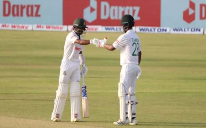 ৫ বছর পর টেস্টে ওপেনিংয়ে শতরানের জুটি