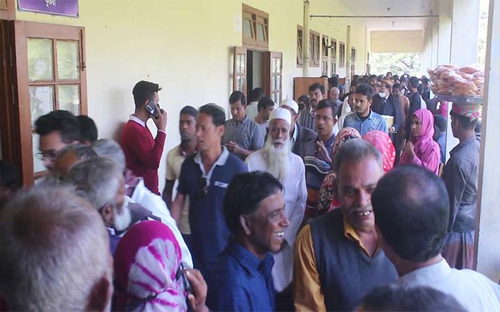 কুষ্টিয়ায় টেন্ডার বিরোধের জেরে হত্যার দায়ে তিনজনের যাবজ্জীবন