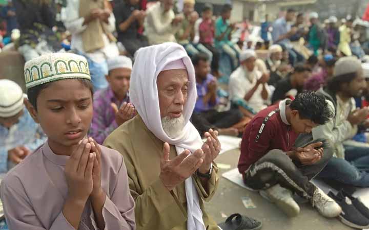 মোনাজাতে শেষ হলো বিশ্ব ইজতেমা