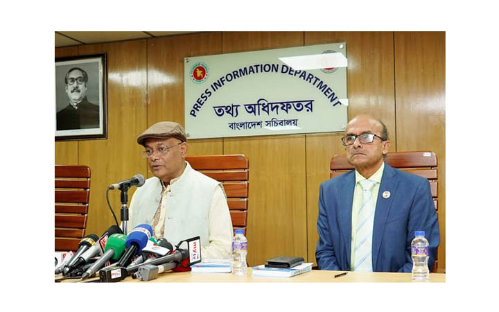 কোমর ভাঙলেও বিএনপির ষড়যন্ত্র থেমে নেই : তথ্যমন্ত্রী