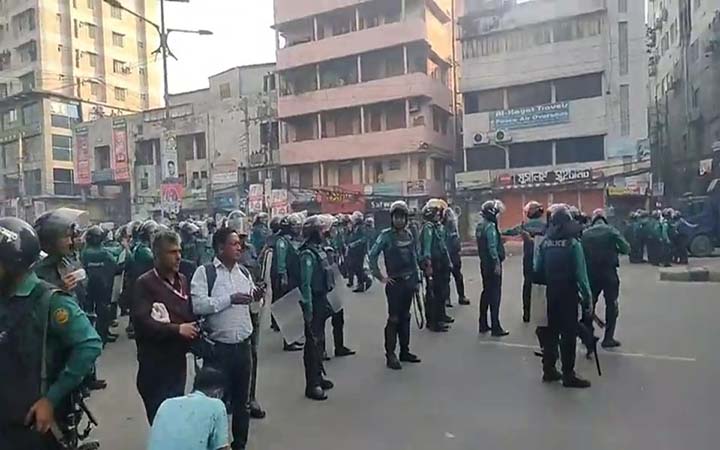 নয়াপল্টনে পুলিশ-বিএনপি সংঘর্ষে নিহত ১