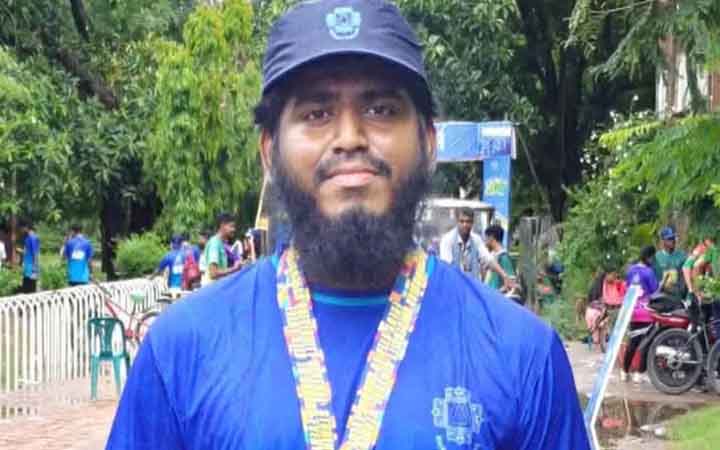 আন্দোলনকারীদের ‘জুলাই জঙ্গি’ আখ্যা দিয়ে পোস্ট, জাবি শিক্ষার্থী বহিষ্কার